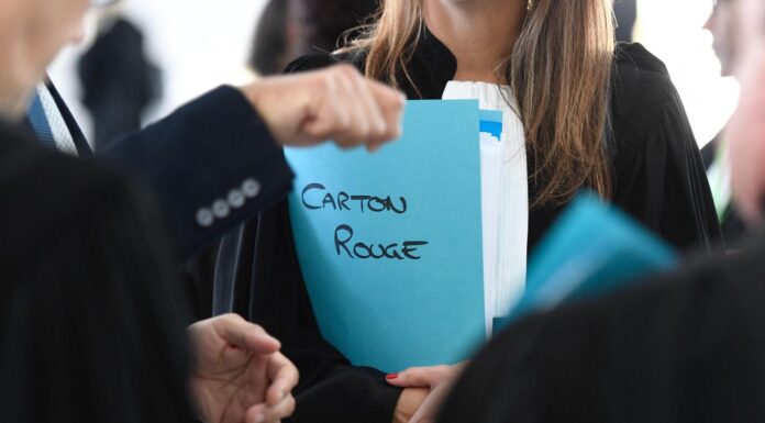 Jusqu’à huit ans de prison au procès des vastes escroqueries « Carton rouge »