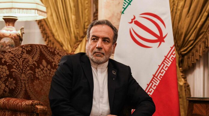 L’Iran affirme que la matière nucléaire enrichie est « sous les décombres » depuis la guerre avec Israël