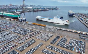 La Chine furieuse des droits de douane du Mexique visant ses voitures