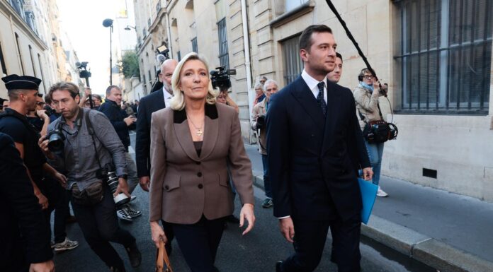 Après la condamnation de Nicolas Sarkozy, Marine Le Pen et le RN redoublent de critiques contre la justice