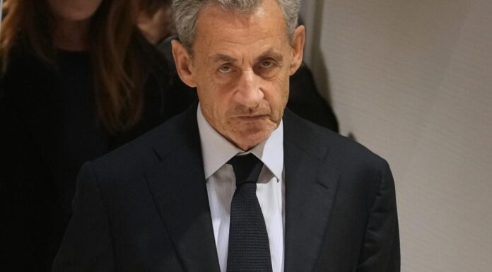Nicolas Sarkozy condamné à cinq ans de prison ferme pour « association de malfaiteurs », retour sur un jugement historique