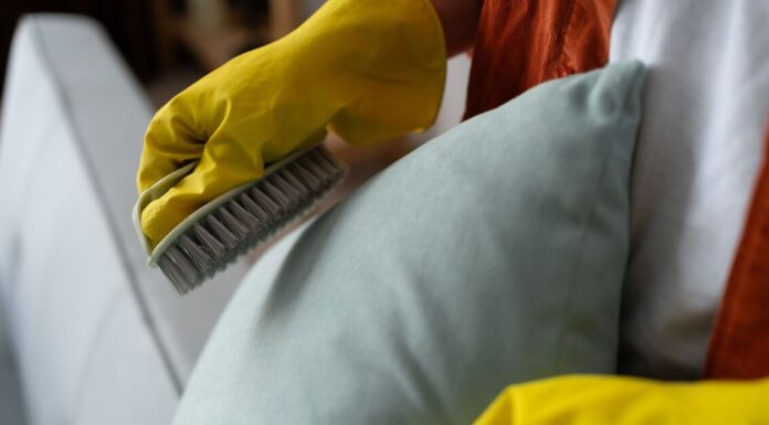 Cleaning hack using 3 products will get ‘years of dirt’ out of sofa