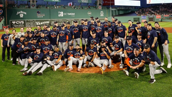 detroit-tigers-team-picture.jpg