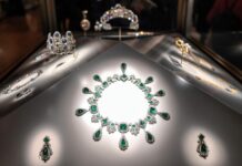 Cambriolage au Louvre : « Puisque ce vol est ressenti comme un affront, l’émotion qu’il suscite doit être prise en compte »