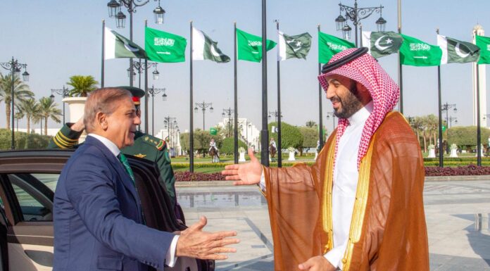 Le pacte de défense Arabie-Pakistan, un signal politique dans un Moyen-Orient en reconfiguration