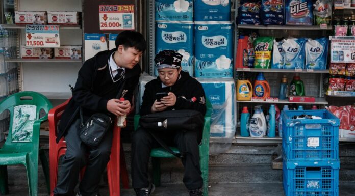 En Corée du Sud, des centres de désintoxication pour lutter contre la dépendance au numérique