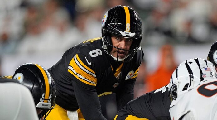 NFL Week 8 2025 schedule: Aaron Rodgers and Steelers meet Packers