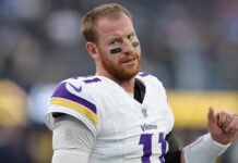 Vikings’ Carson Wentz hits IR
