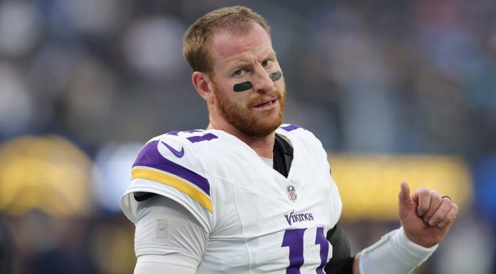 Vikings’ Carson Wentz hits IR