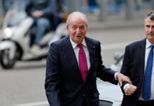 Juan Carlos publie ses Mémoires, au risque d’embarrasser son fils, le roi Felipe VI