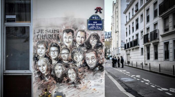 « Charlie Hebdo » et la famille de Charb demandent que le dessinateur entre au Panthéon