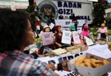 En Indonésie, le programme de repas gratuits tourne à l’indigestion