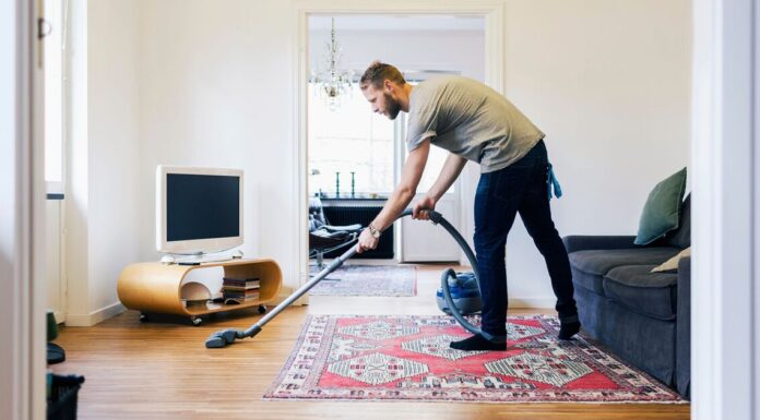 ‘I decluttered my home without my family noticing’