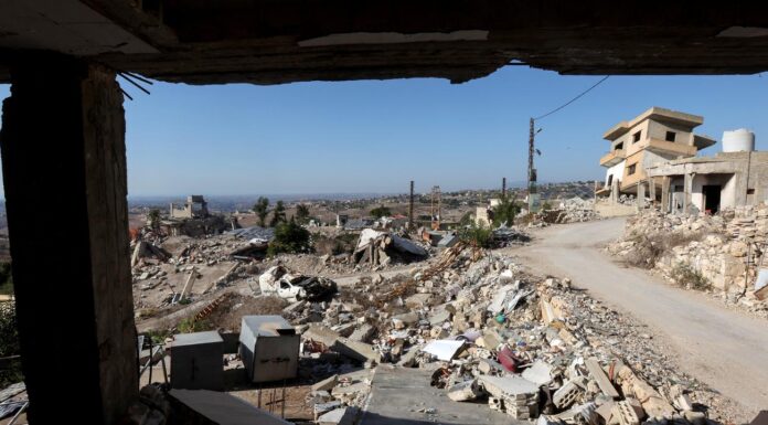 au Liban, deux nouvelles personnes tuées dans des bombardements israéliens malgré le cessez-le-feu