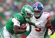 Giants’ Kayvon Thibodeaux upset over non-fumble call vs Eagles