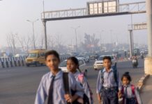 dans la capitale indienne, une pollution infernale tue plus de 17 000 personnes chaque année