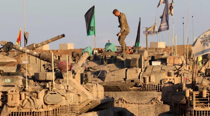 cinq morts ces dernières 48 heures, selon les autorités de l’enclave ; Israël affirme que les corps reçus vendredi ne sont pas ceux d’otages