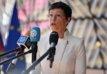 Live – Zelenskyy, Sandu, Vučić to defend their accession bids as Brussels unveils annual enlargement report