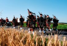 Dans la Somme, les joueurs de cornemuse font résonner la mémoire de la Grande Guerre