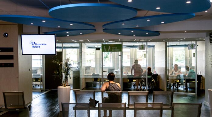 « un début de redressement » pourrait être amorcé, note la Cour des comptes