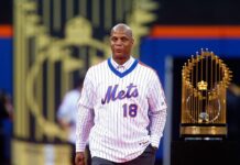Trump pardons Mets legend Darryl Strawberry