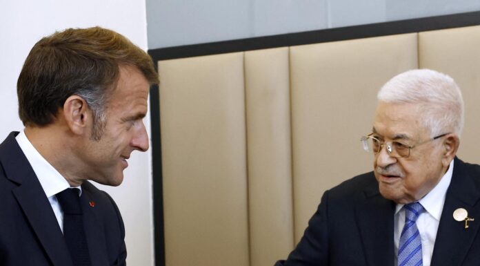 Invité à l’Elysée, Mahmoud Abbas espère faire de l’Autorité palestinienne un acteur du plan de paix à Gaza