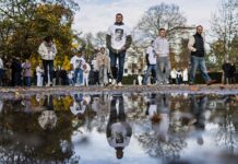 des centaines de personnes se rassemblent à Saint-Omer pour rendre hommage au jeune homme tué par un automobiliste sous protoxyde d’azote