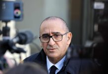 Laurent Nuñez dénonce un « crime d’intimidation » concernant l’assassinat de Mehdi Kessaci ; Emmanuel Macron se rendra à Marseille « à la mi-décembre »