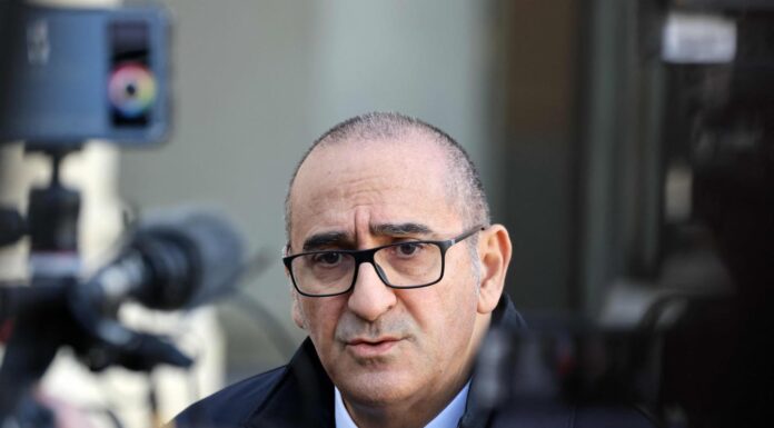 Laurent Nuñez dénonce un « crime d’intimidation » concernant l’assassinat de Mehdi Kessaci ; Emmanuel Macron se rendra à Marseille « à la mi-décembre »