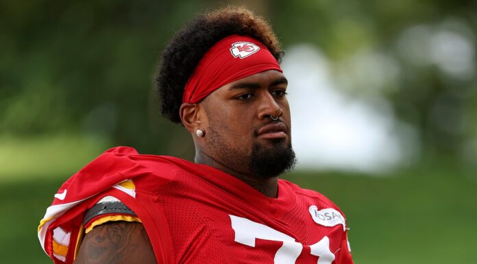 NFL news: Chiefs’ Josh Simmons declines to talk about lengthy absence