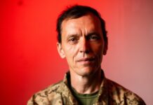 « La poésie dit que l’Ukraine existe, qu’elle se tient debout, et qu’aucun mensonge russe n’y changera rien »