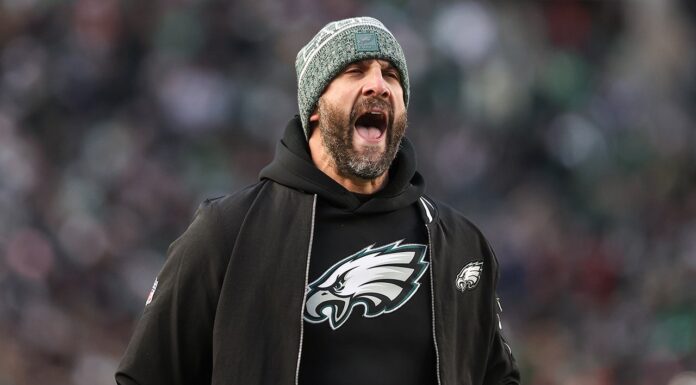 NFL news: Eagles’ decision to go for 2 backfires, leading to social media outcry