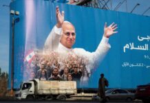 La visite du pape au Liban, une « respiration » pour un pays sous pression militaire et politique