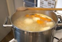 Best soup for sick day ‘boosts immunity’ thanks to 2 ingredients