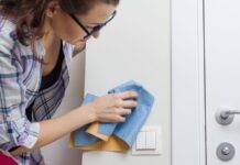 Remove sticky marks on walls by mixing 35p item with water