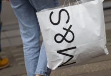 Marks & Spencer and John Lewis shoppers urged to check wallets