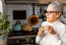 Harvard trained doctor issues alert to anyone who drinks tea