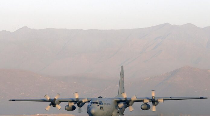 Un avion-cargo militaire turc s’écrase à la frontière entre l’Azerbaïdjan et la Géorgie