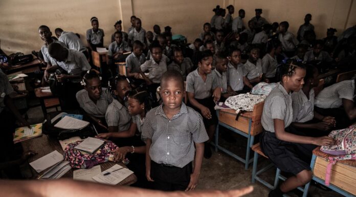 En Haïti, la situation critique de l’école aggravée par la violence des gangs