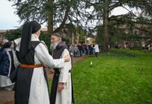 En Anjou, des moines traditionalistes remplacent des trappistes : « Il y a ici un esprit de tolérance qu’on ne trouve pas ailleurs. Les prochains, je n’ai même pas envie de les voir »
