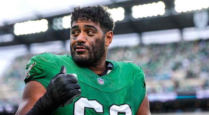 Eagles’ Jordan Mailata enforces ‘ladies first’ policy in locker room interview