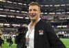 Rob Gronkowski will officially retire with a one-day contract from Patriots