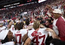 Oklahoma shocks Alabama to stay in College Football Playoff hunt