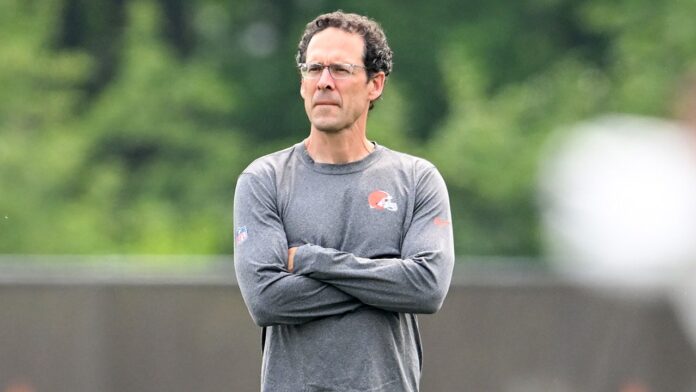 paul-depodesta-cleveland-browns-111125-1.jpg