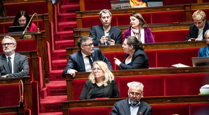 suivez les dernières déclarations, à quelques heures du vote décisif à l’Assemblée nationale