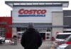 Aux Etats-Unis, la chaîne de supermarchés Costco attaque les droits de douane de Donald Trump en justice