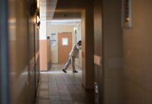 Le contrôleur général des lieux de privation de liberté appelle à créer un « statut unique » pour les mineurs hospitalisés en psychiatrie