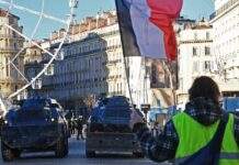 A Marseille, un policier mis en examen pour « violences aggravées » dans l’affaire d’une passante tabassée durant le mouvement des « gilets jaunes »
