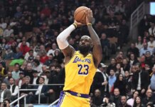 LeBron James ends historic 1,297-game scoring streak in Lakers win