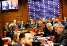 Le budget, une affaire d’hommes à l’Assemblée comme au Sénat